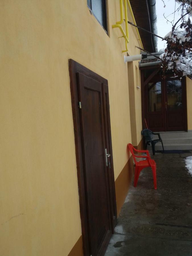 Harsfak Villa Mezokovacshaza Buitenkant foto