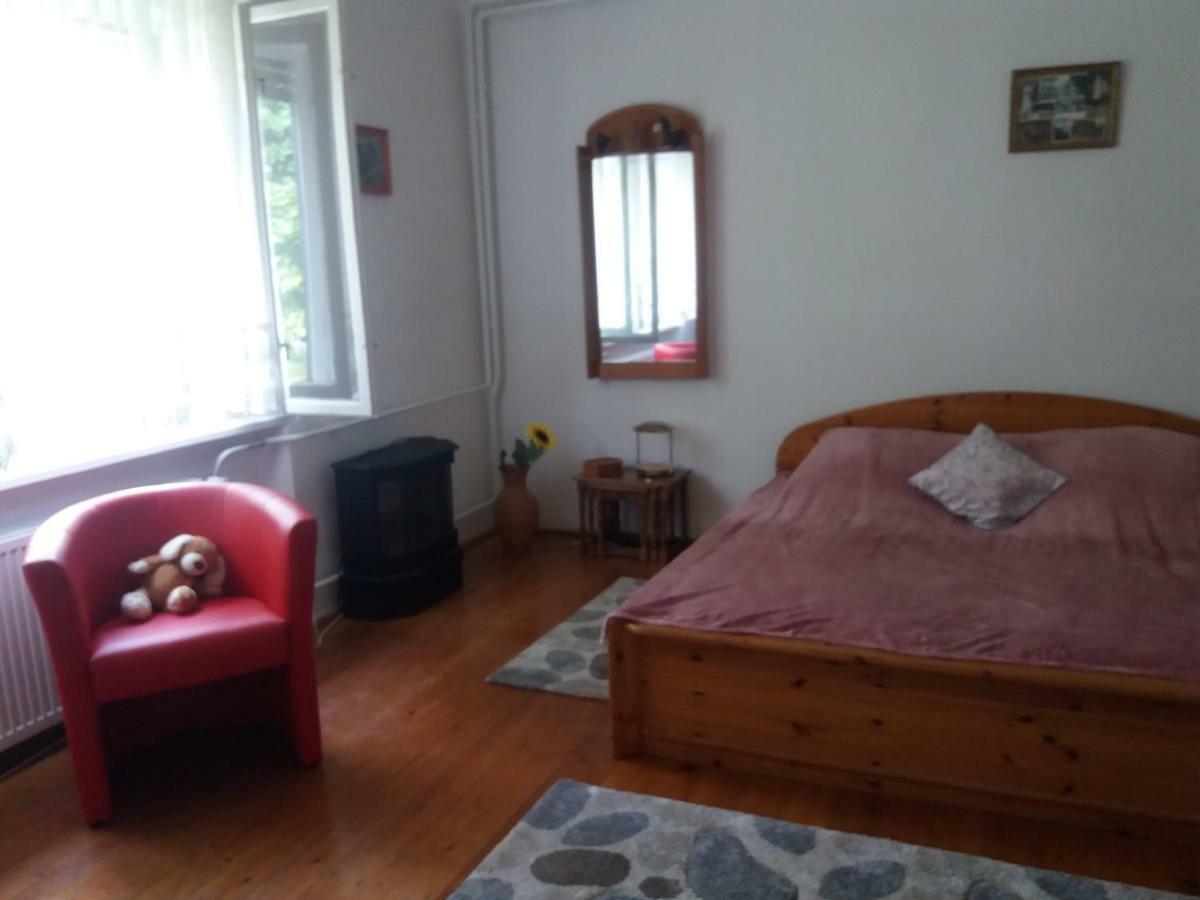 Harsfak Villa Mezokovacshaza Buitenkant foto